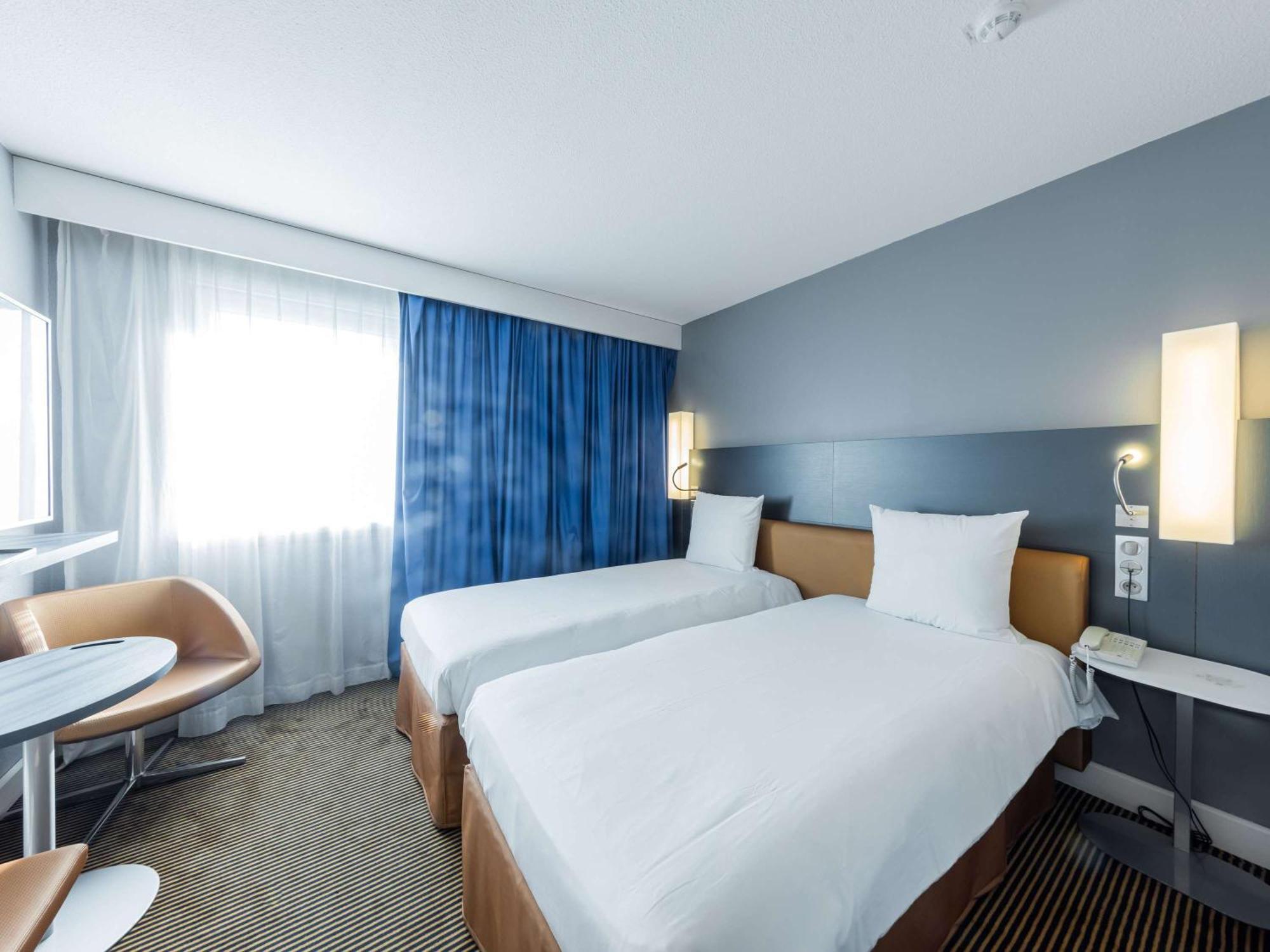 Mercure Paris Massy Gare Tgv Zewnętrze zdjęcie